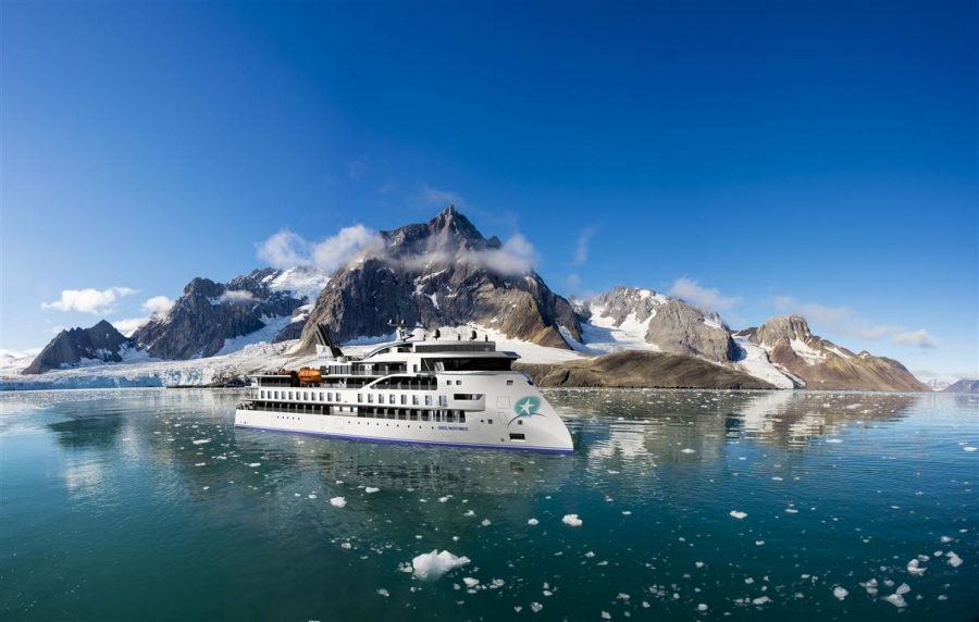 small boat cruises around iceland